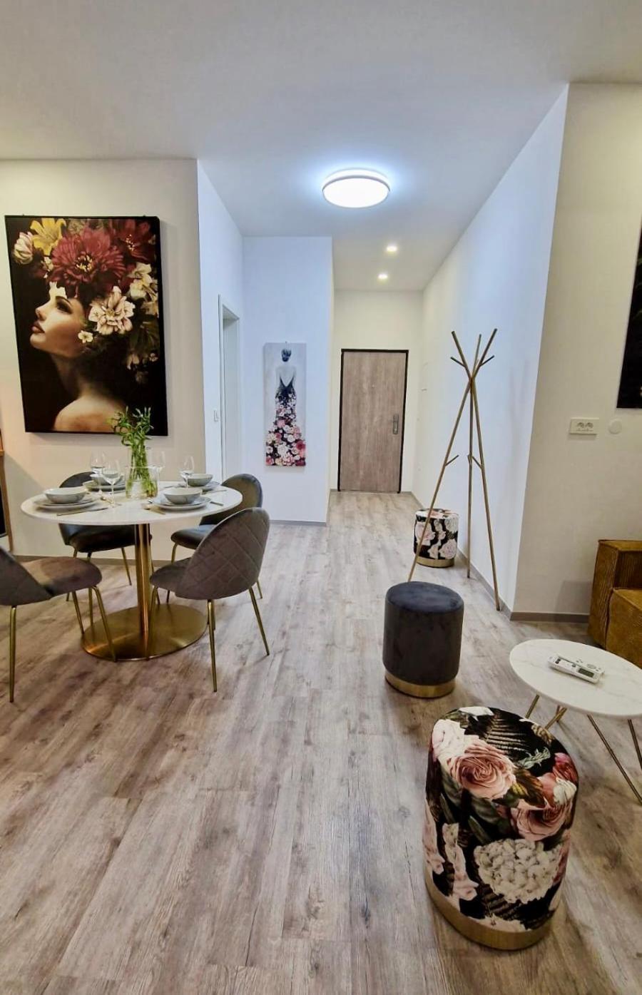 Ljubljana Central Cozy Apartment W Free Parking エクステリア 写真